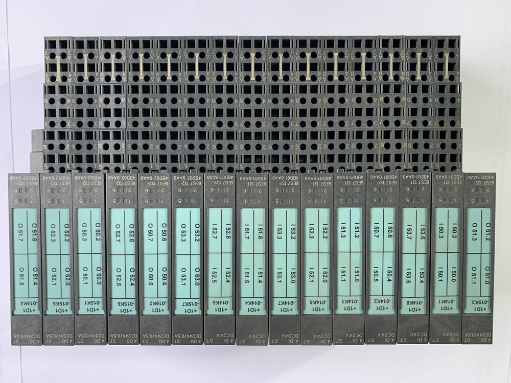 Siemens 6ES7 131-4BD01-0AA0