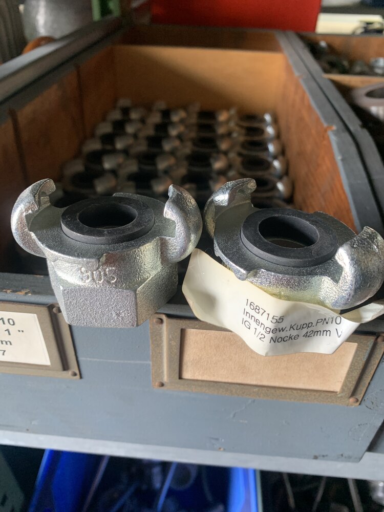 Müllenbach 1687155.  PN10 IG1/2 Nocke 42mm V