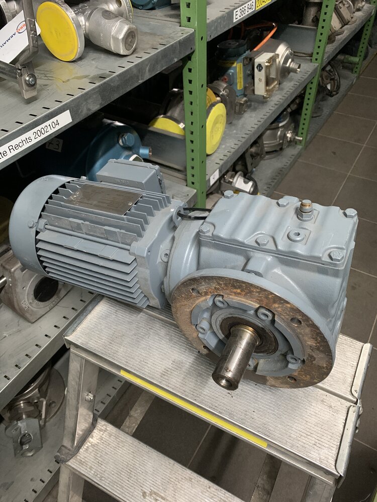 SEW EURODRIVE SF47DT80K4 - Bild 3