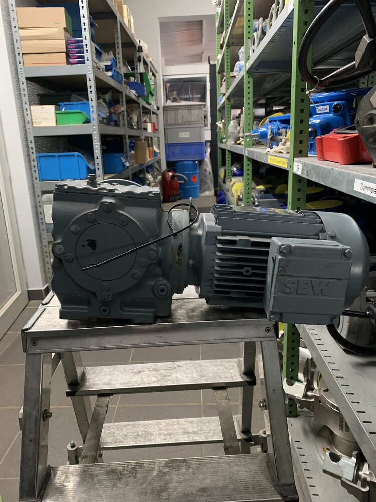 SEW EURODRIVE SF47DT80K4 - Bild 5