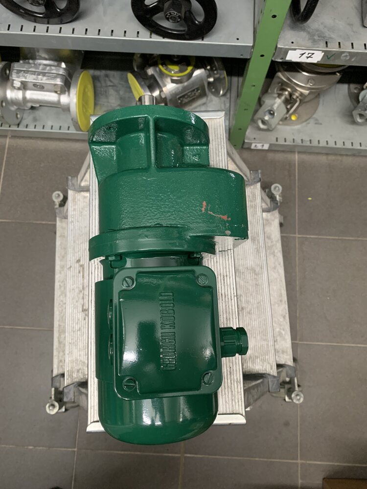 GEORGII KOBOLD KOD 444-A  239/400v. 0,12kW. 1400/1700 /min.  - Bild 4