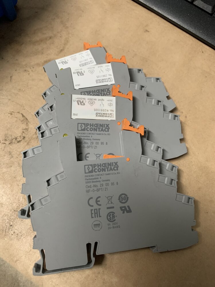 Phoenix contact  2900958  RIF-0-BPT/21