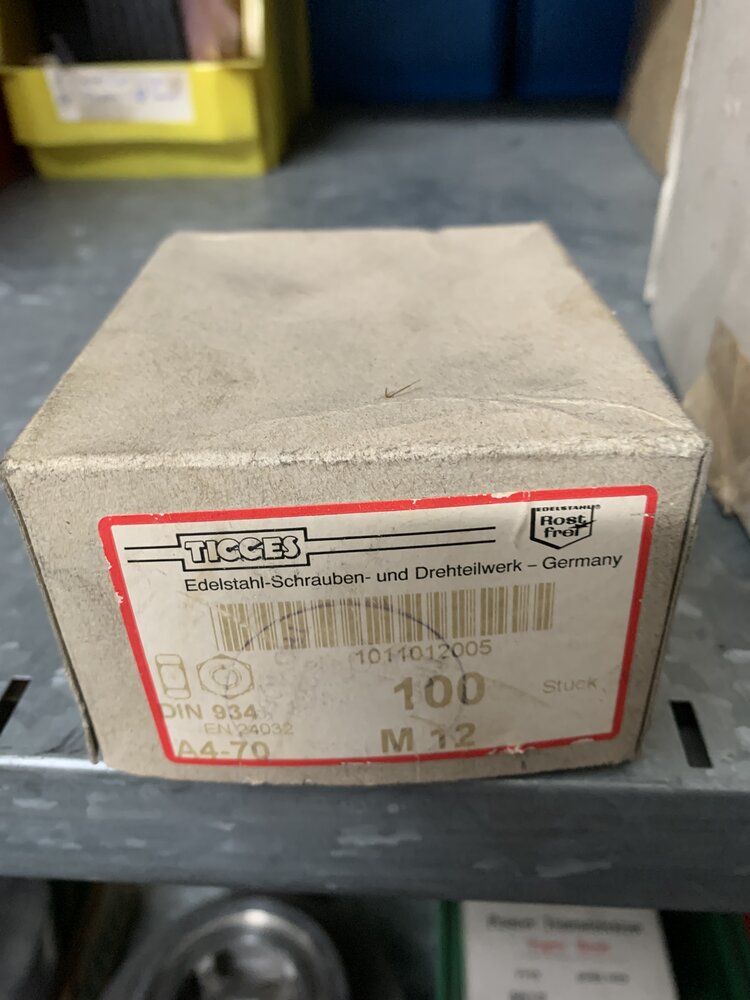 TIGGES A4-70. M12 