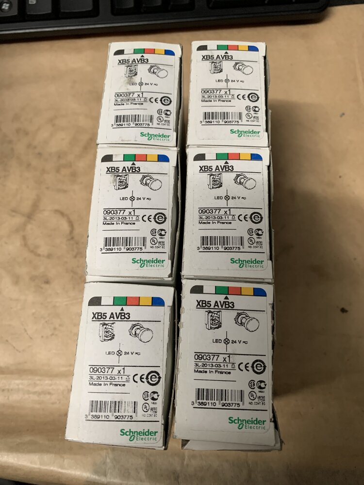 Schneider Electric  XB5 AVB3