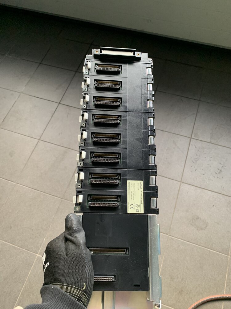 Omron CS1W-BC083 - Bild 4