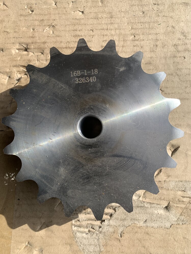 Kettenrad 16B-1-18.  326340