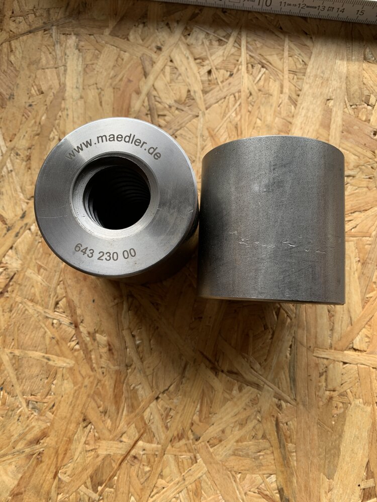 Zylindrische Trapezgewindemutter 64323000