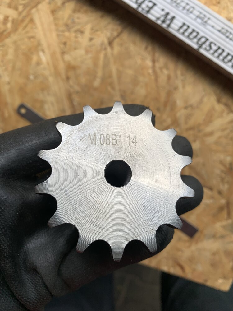 Kettenrad M08B1 14