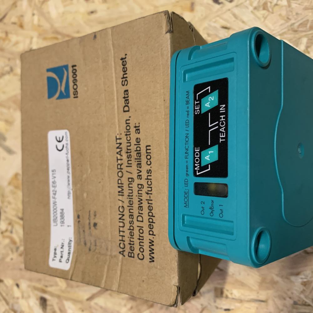 Pepperl +Fuchs UB2000W-F42-E6-V15 - Bild 3