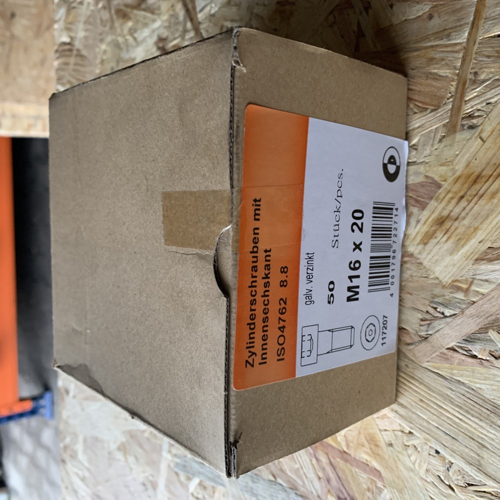 Zylinderschrauben  M16x20