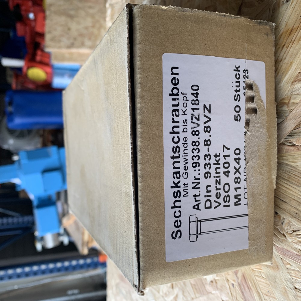 Sechskantschrauben M18x40