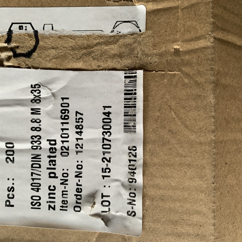 4)Sechskantschrauben M8x35