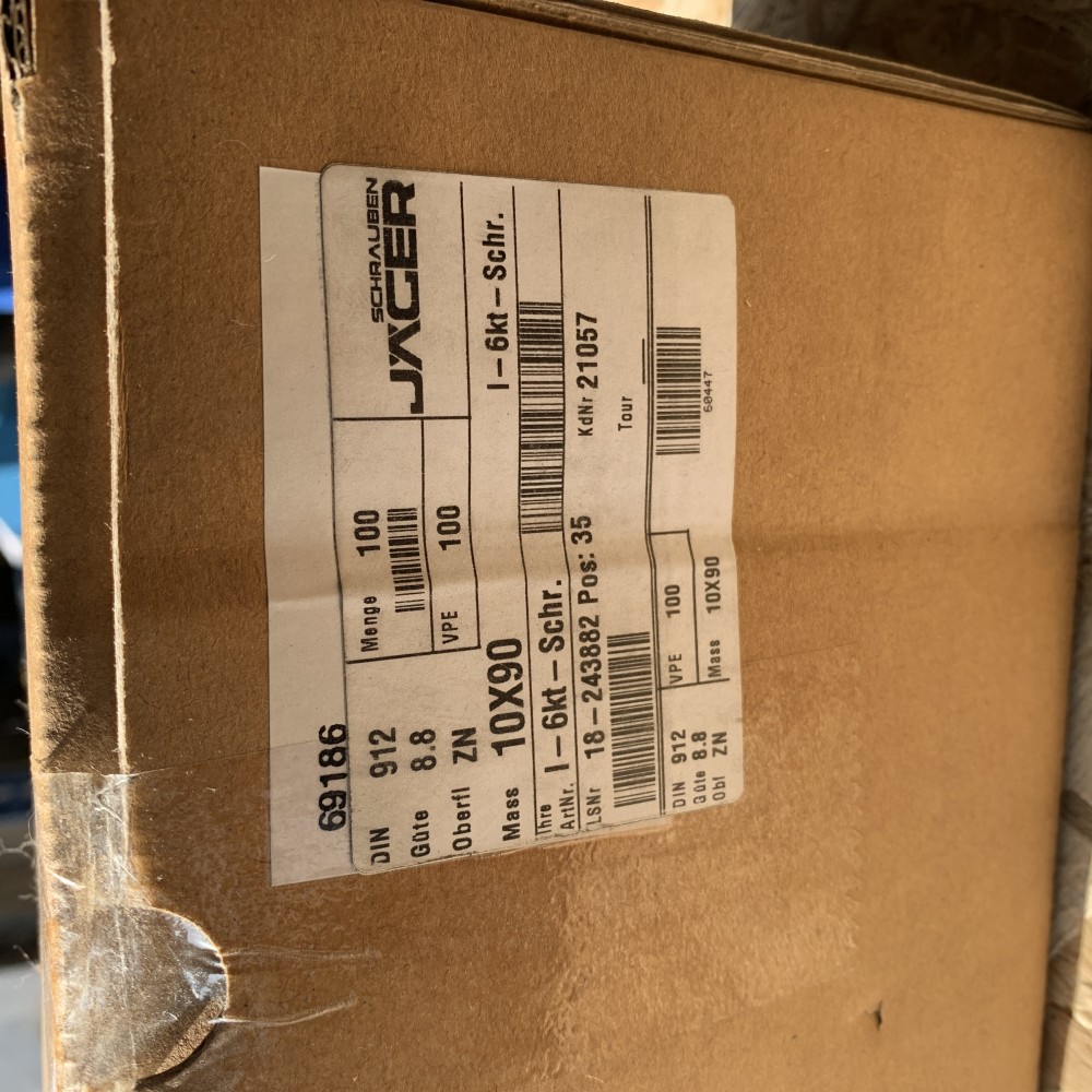 Sechskantschrauben M10x90