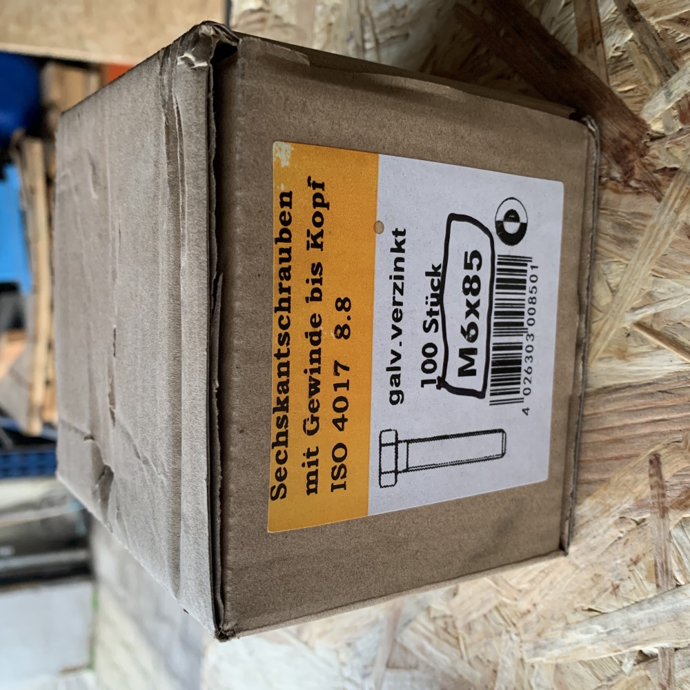 Sechskantschrauben M6x85