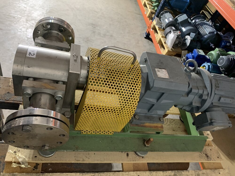 Bauer+Witte Motor:BG50-11-C/DNFXD10L2H4; Reduktor: BG50-11-C; Pumpe: Witte VA176 ED