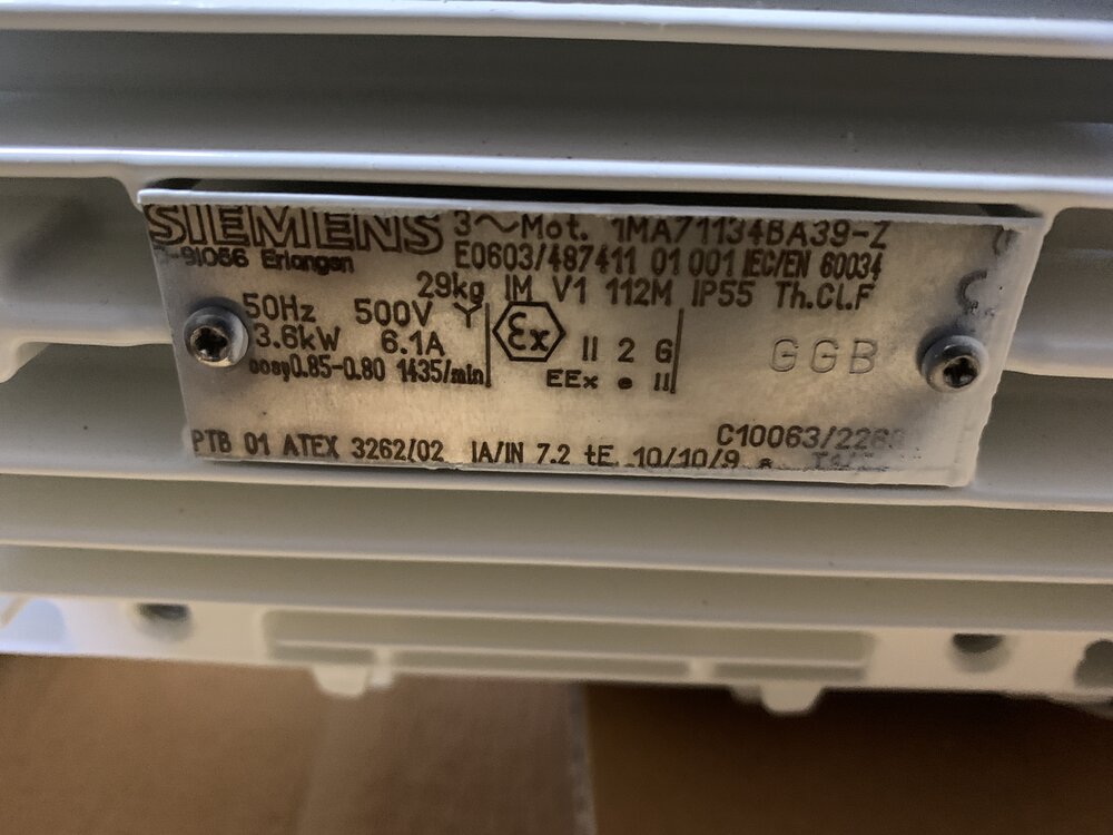 Siemens Мотор:1MA71134BA39-Z; Редуктор: NORD