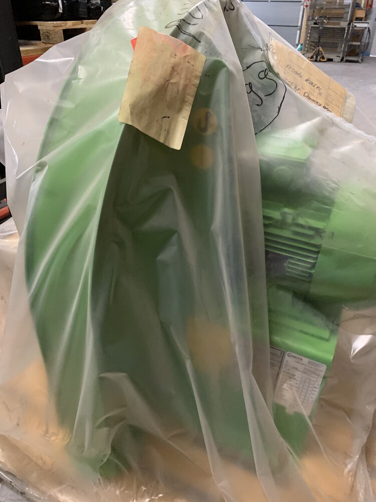 Siemens +Reitz Motor: 1LE10011CAO40AB4; Ventilator: MXE 063-002030-00 - Bild 4